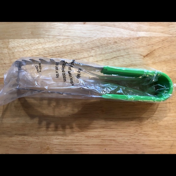 Slice Right Watermelon Slicer - Picture 2 of 2